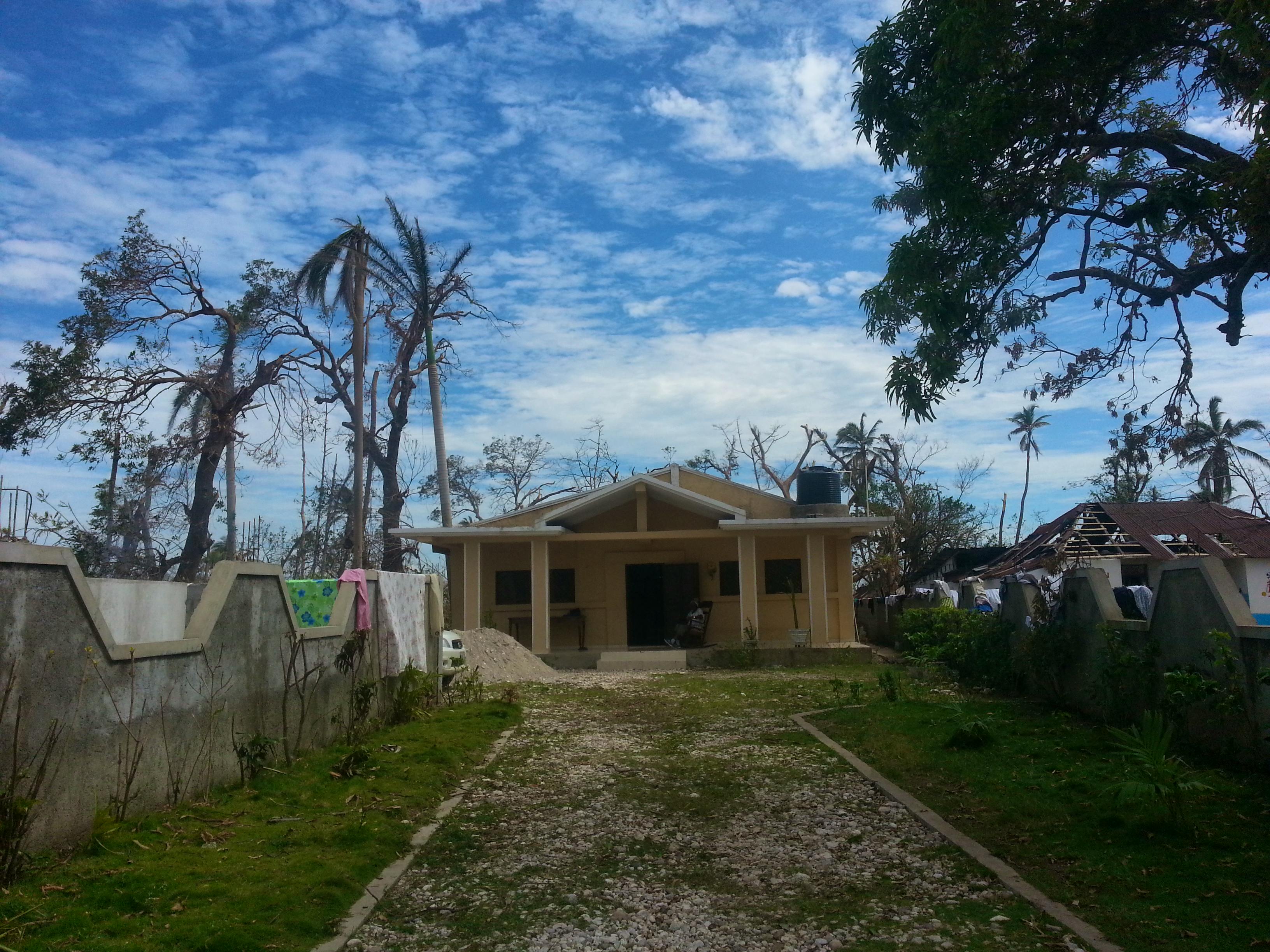 En Haiti Une Humanitaire Corse Sur Le Front De L Ouragan Shorthand Social