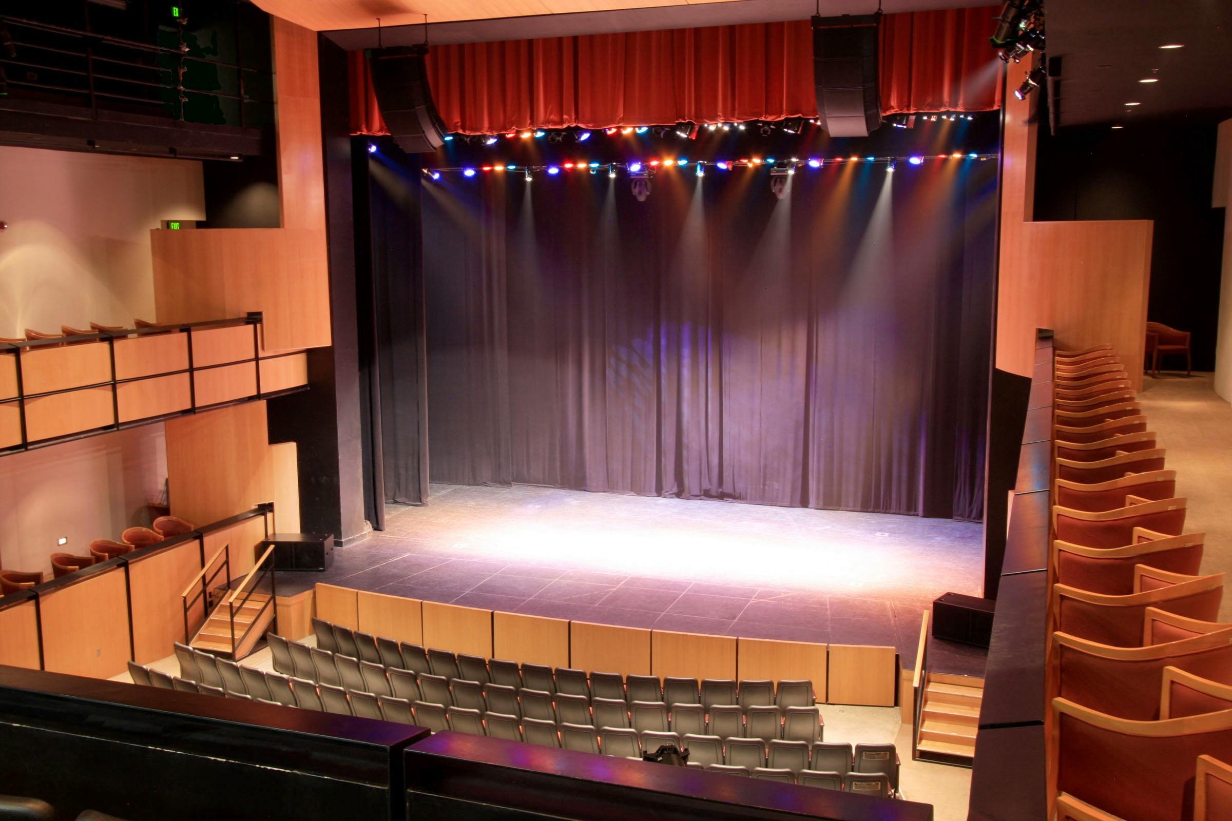 El Spencer Theater for the Performing Arts prefiere a Bose Profesional