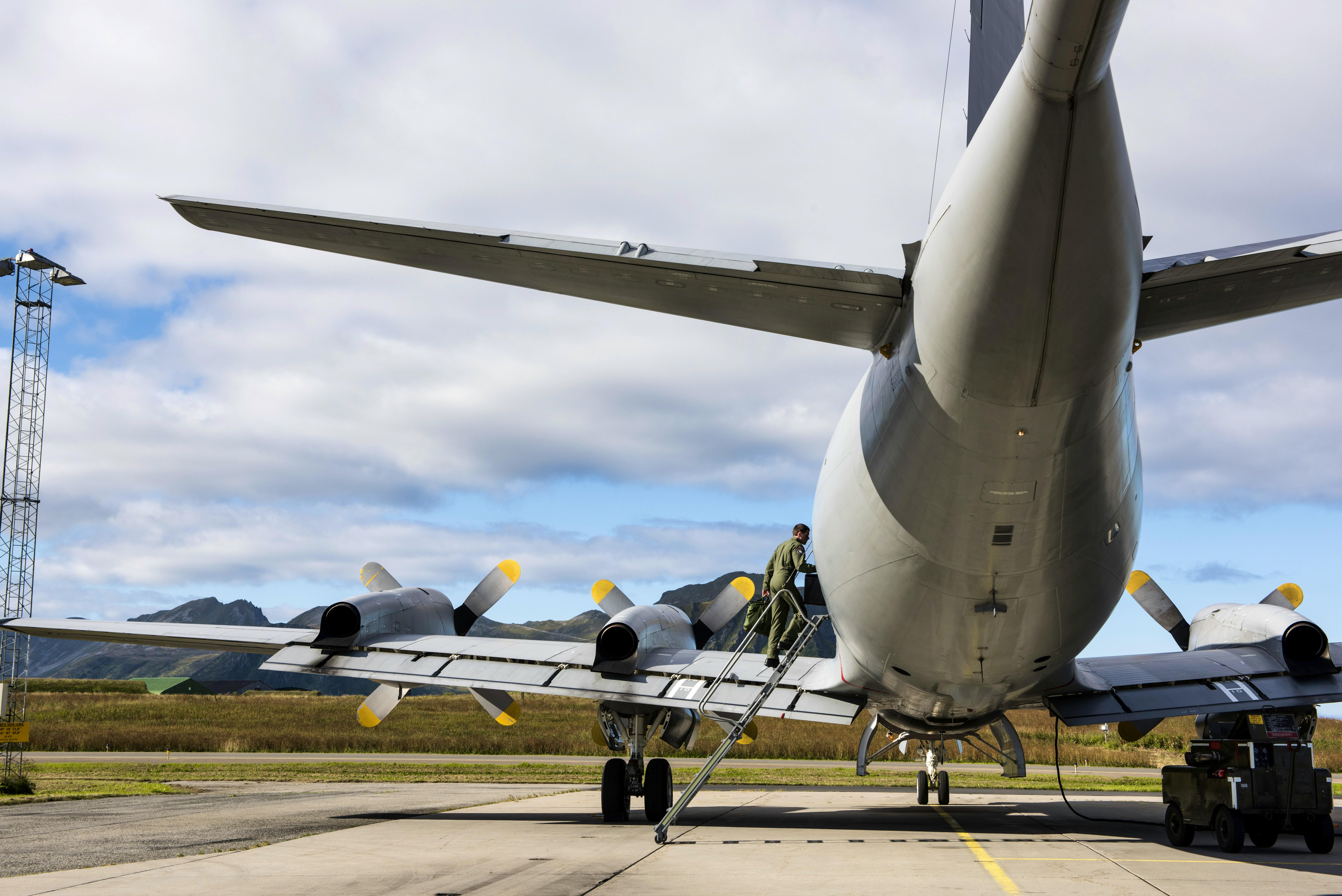 Andoya Flystasjon Er Jo Andoya Shorthand Social