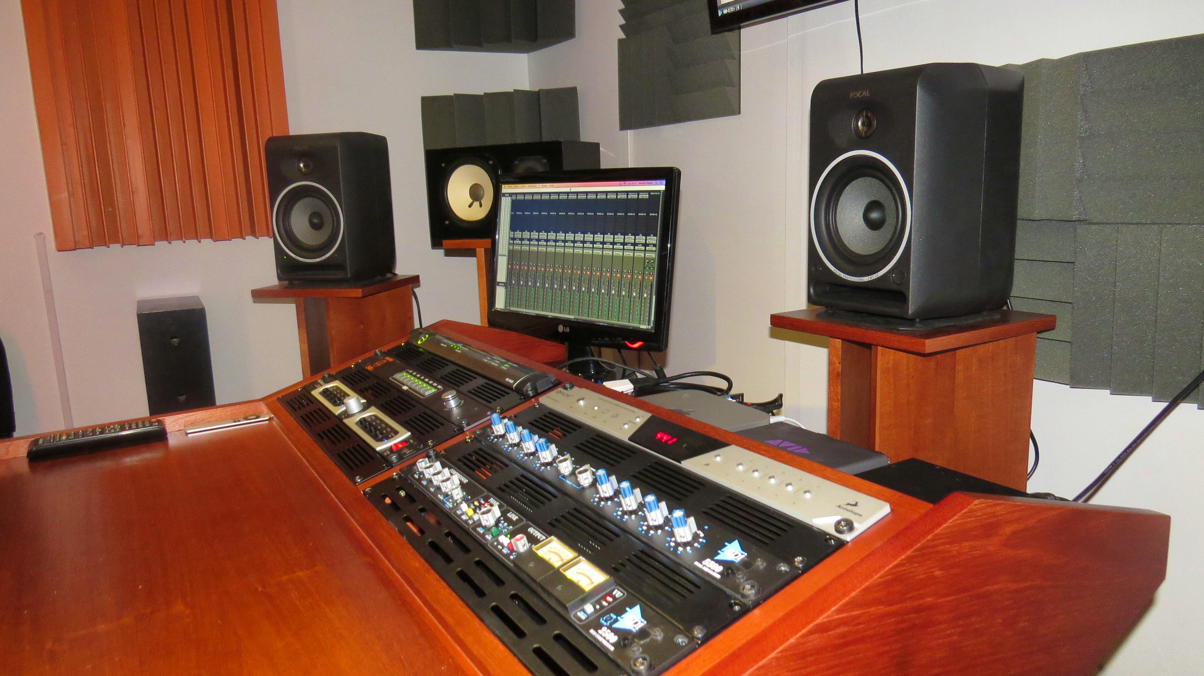 Industria Musical En Bolivia Hacia El Profesionalismo Y La