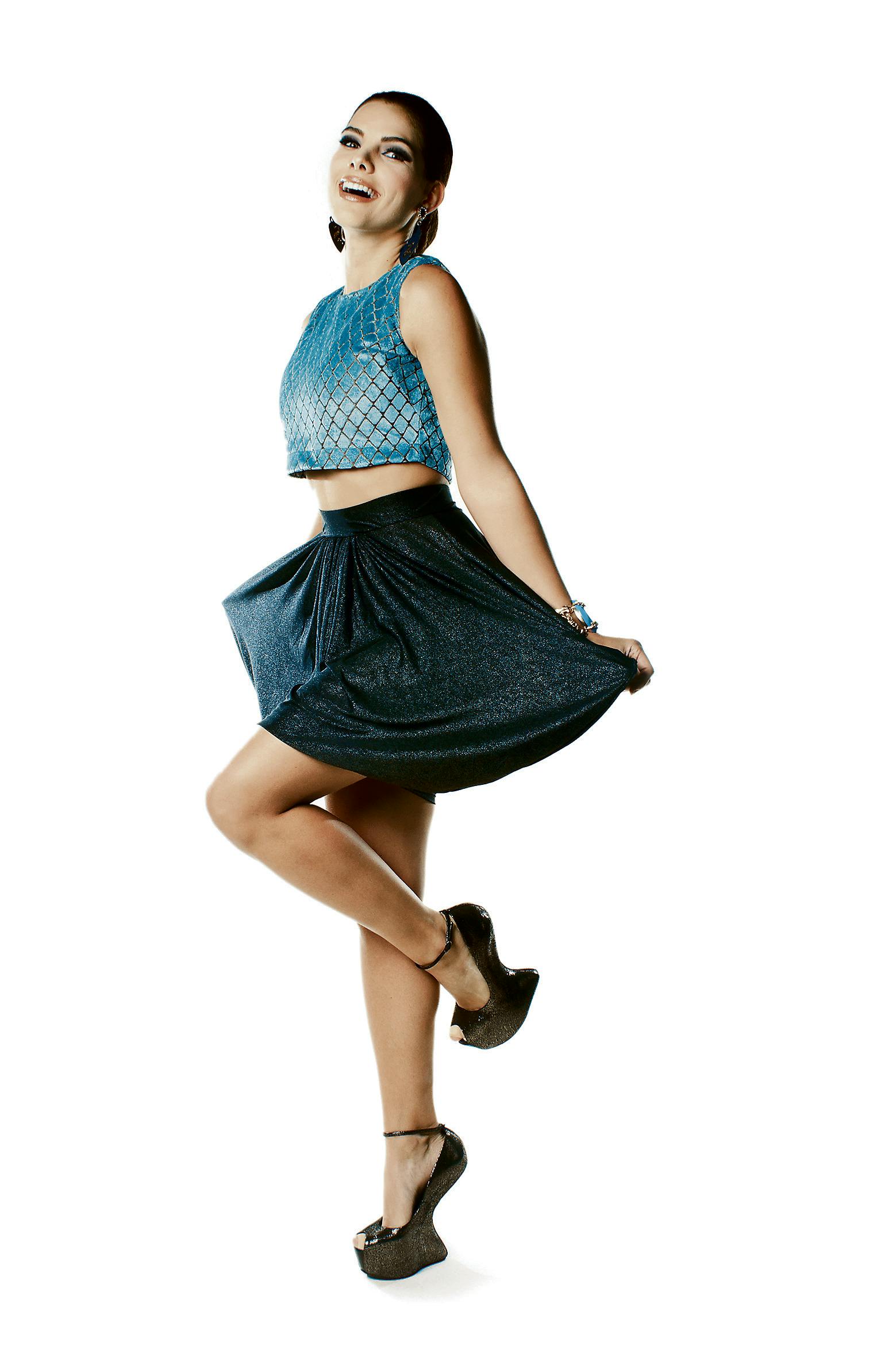 2000 — Shorthand Social, image size:729x1100