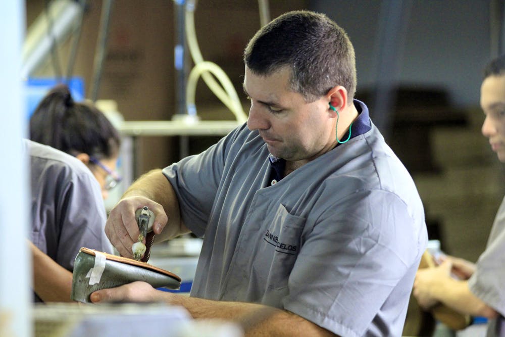 O desafio de ser um sapateiro — Shorthand Social