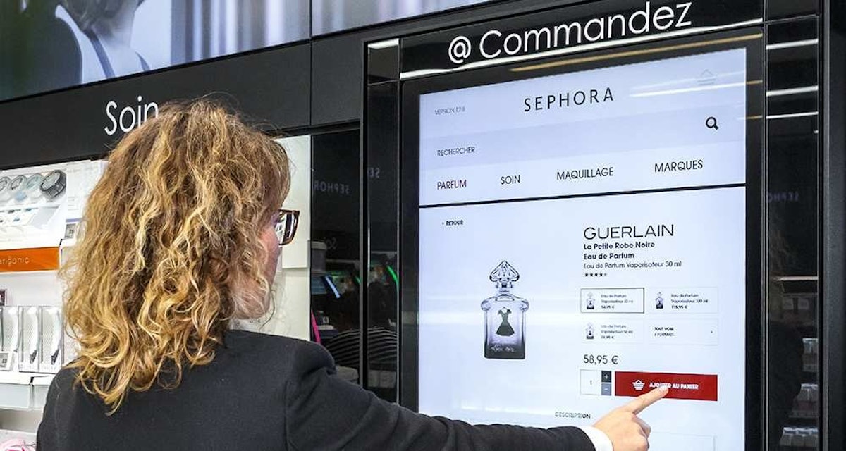 How SEPHORA faced the challenge to operate in both digital and physical  locations? – FrenchyStudent