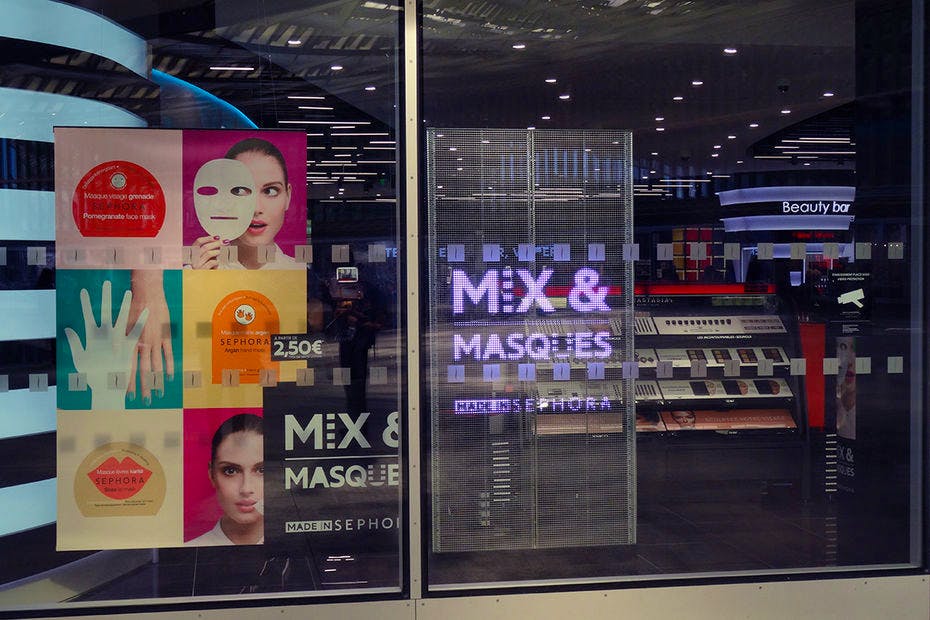 THE STORY OF HOW SEPHORA HAS REINVENTED INSTORE EXPERIENCE AT THE